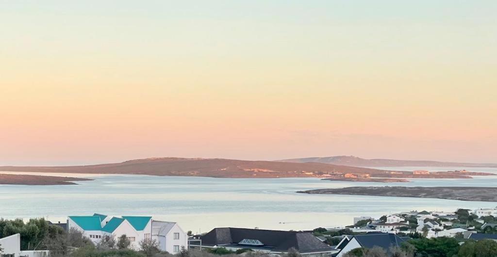 Views At 69 B&B Langebaan Exterior foto